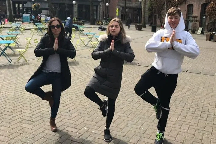 Swindon Scavenger Hunt: Explore the City with Operation City Quest!