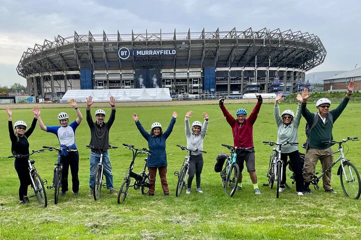 Explore Edinburgh's Hidden Gems: An Award-Winning Cycle Tour!