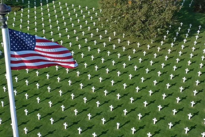 Normandy D-Day Beaches: A Moving Full-Day Private Tour from Paris