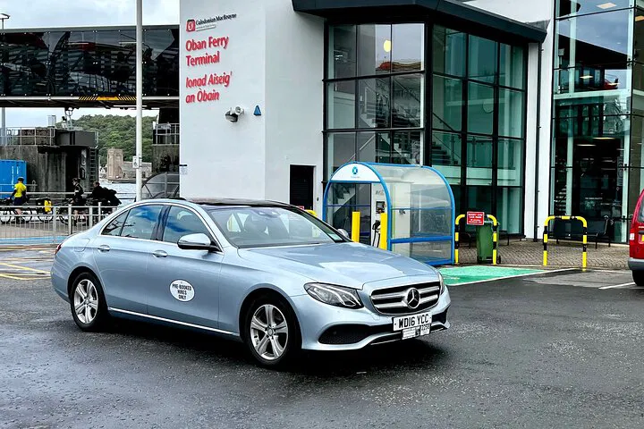 Luxury Oban to Glasgow Transfer: Travel in Style and Comfort
