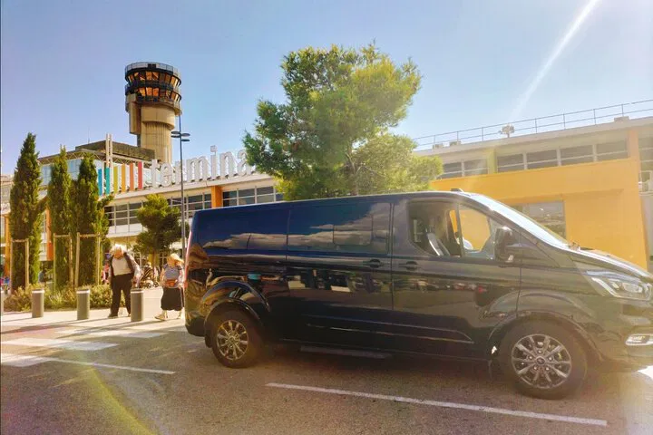 Stress-Free Arles Transfer: Private Airport & Hotel Transfers