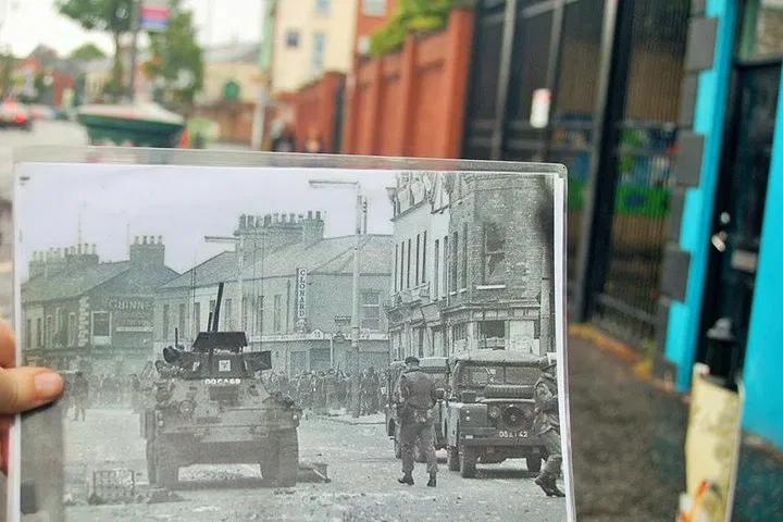 Belfast's Troubles: A Riveting Black Taxi Tour Through History