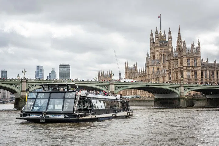 Westminster's Wonders: Walk, Cruise & Tower Triumph!