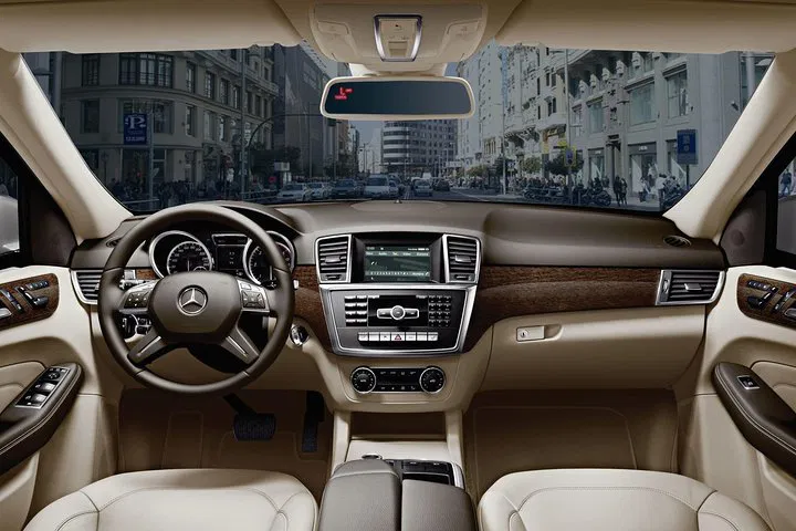 Stress-Free Berlin Airport Transfer: Your Private Ride Awaits!