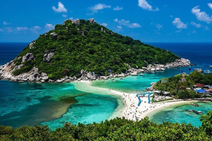 Discover Koh Tao & Nangyuan: Luxury Catamaran Snorkeling Adventure!