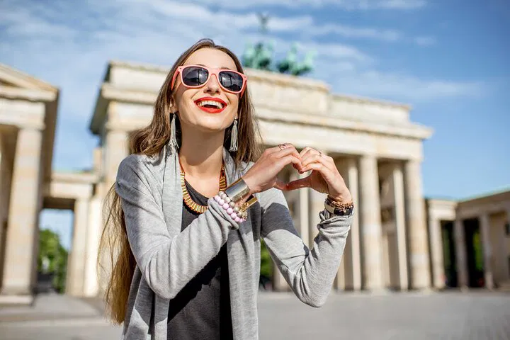 Berlin Photo Shoot: Capture Your Memories in Style
