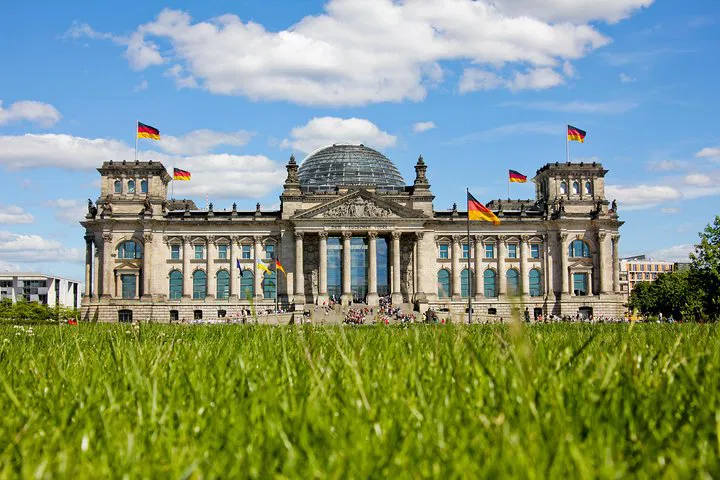 Uncover Berlin's Secrets: A Luxurious 6-Hour Private Car Tour