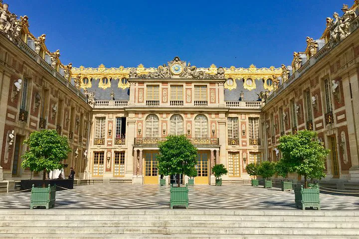 Versailles Palace: A Luxurious Private Journey Through French Royalty