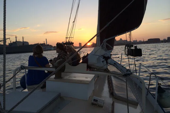 Baltimore Moonlight Sail: Harbor Cruise on Summer Wind