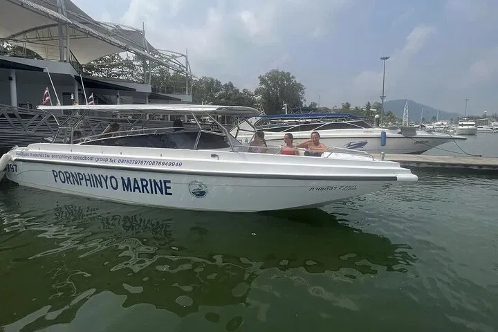 Phi Phi & Bamboo Islands: A VIP Speedboat Adventure Awaits!