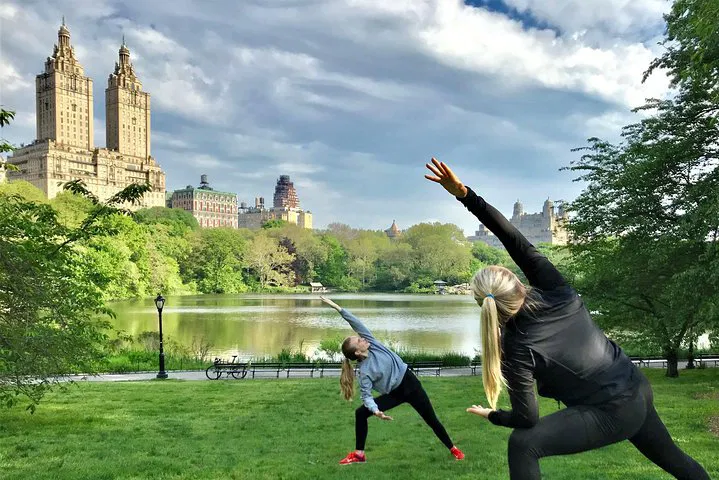 Central Park Yoga & Walking: Harmonize Body & Soul in NYC's Oasis