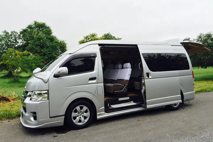 Seamless Krabi to Khao Lak Transfer: Relax and Ride in Comfort!