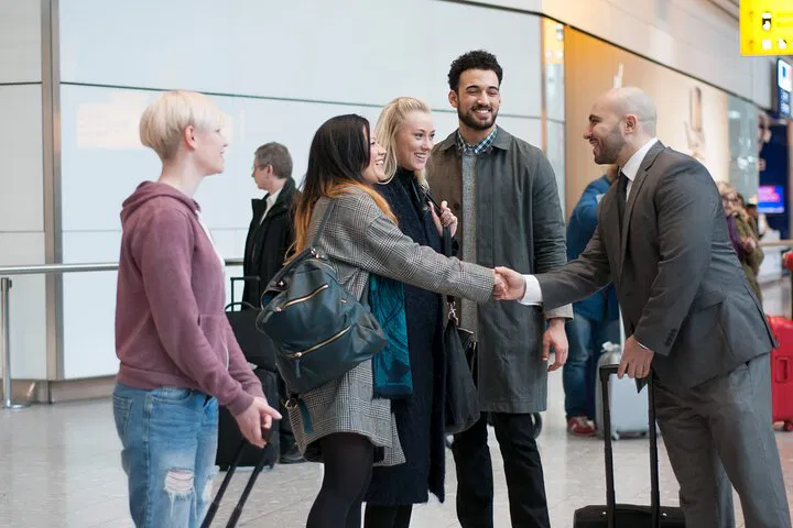 Stress-Free Docklands Arrival: Private London City Airport Transfer