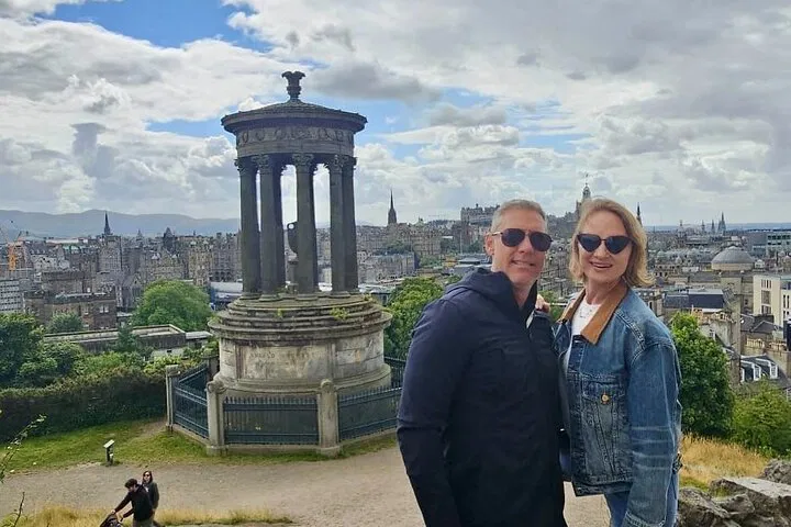 Edinburgh VIP Day Tour from Glasgow: Private Luxury Ride