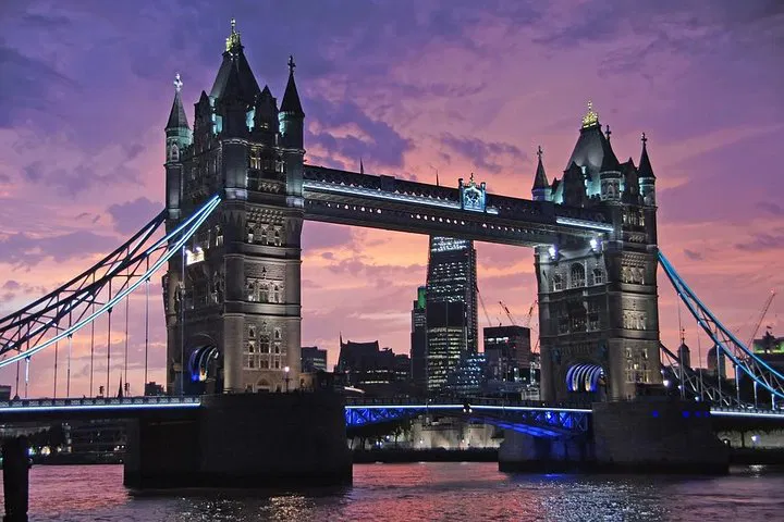 London Night Tour: See Lit Landmarks!