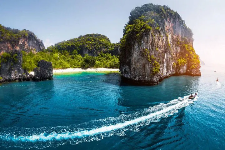 Phuket's James Bond Island Adventure: Longtail Boat Tour with Lunch