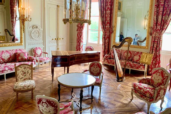 Versailles VIP Day: Unveiling Palace Secrets & Royal Estate