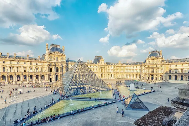 Unlock Louvre's Secrets: An Architectural and Historical Expedition