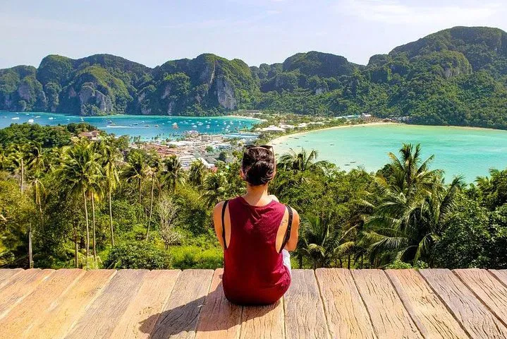 Explore Paradise: Phi Phi Islands Royal Jet Cruiser Tour from Phuket