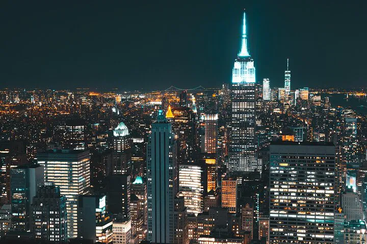 NYC Night Cruise: Skyline Views, Music & Drink!