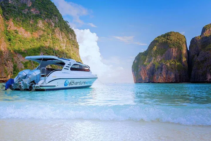 Phuket's Paradise: Speedboat to Phi Phi & Khai Islands Adventure