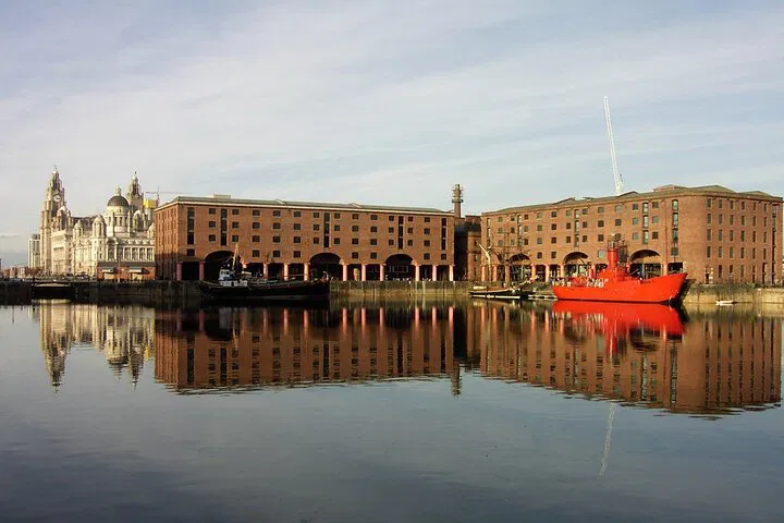 Liverpool Family Adventure: Uncover City Gems on Foot!
