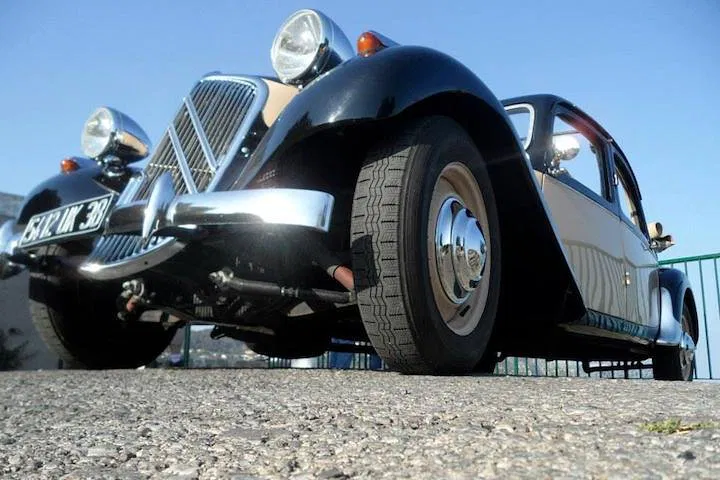 French Riviera Vintage Car Tour: Ride in Style & Relive History!