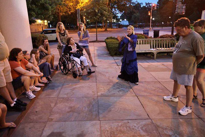 DC Ghosts of Lafayette Park Evening Tour