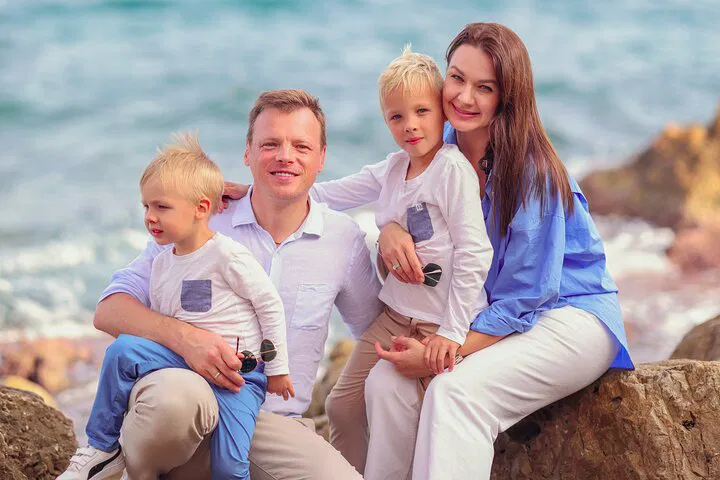 French Riviera Photo Magic: Capture Your Dream Moments!