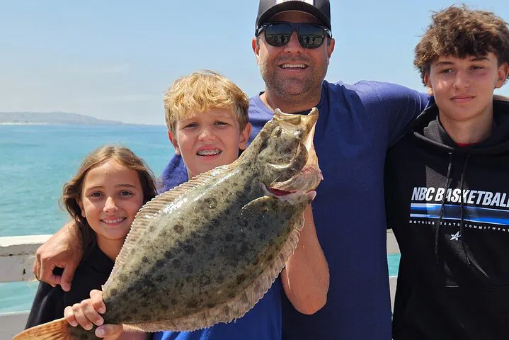Reel in Fun: San Diego Guided Pier Fishing Adventure!