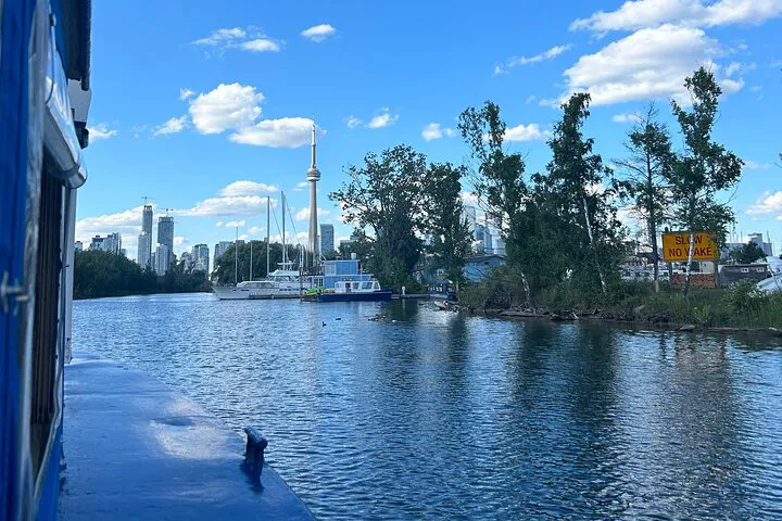 Toronto: Land, Sky & Sea Tour - CN Tower & Boat Ride