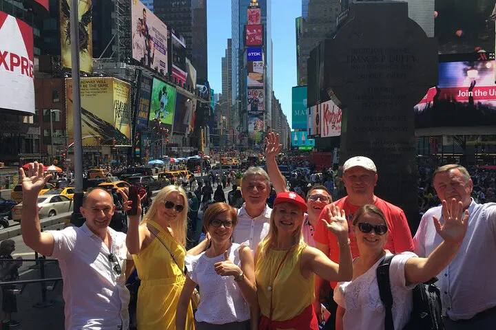 Discover NYC's Iconic Landmarks: A Half-Day Subway & Walking Adventure