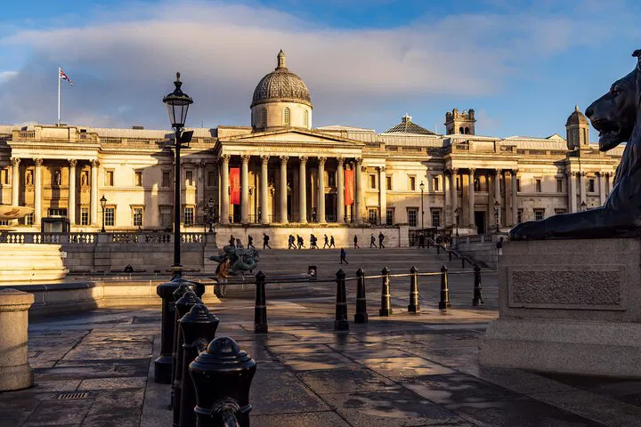 Unleash Your Inner Spy: A Thrilling Adventure in London's Shadows