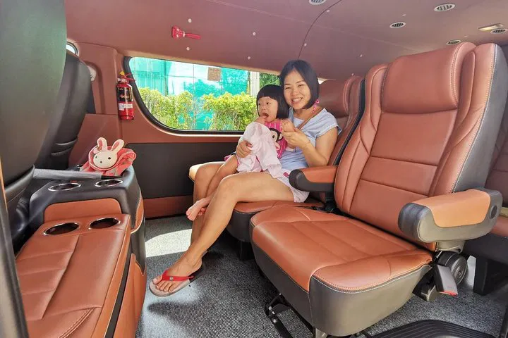 Seamless Phuket Transfers: Private Airport Service with 24/7 Support