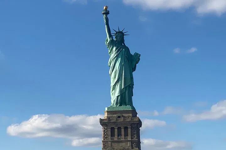 Liberty & Ellis Island Ferry: History Awaits!