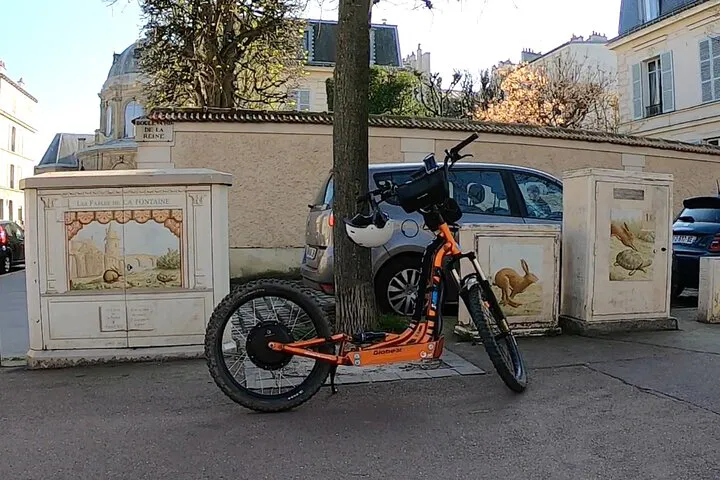 Versailles Street Art: An Electric Scooter Adventure
