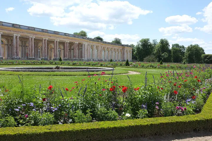 Unveiling Parisian Majesty: Versailles & Louvre Small Group Tour