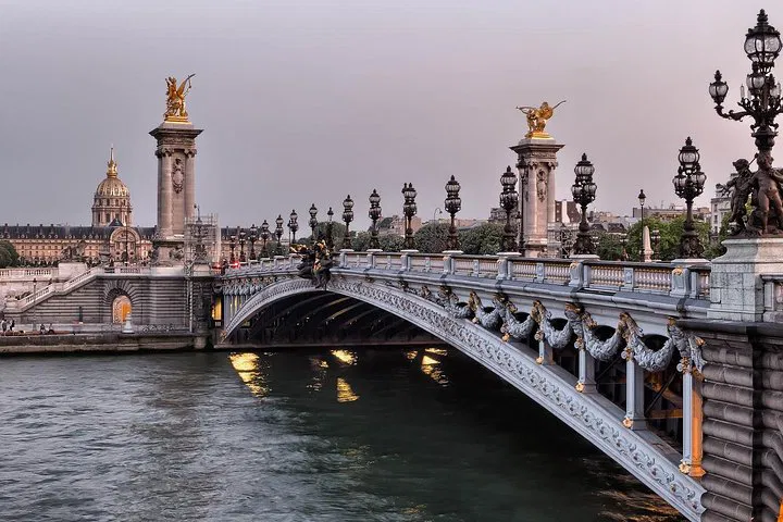 Paris Private City Tour & Seine Cruise w/ Hotel Pick-Up