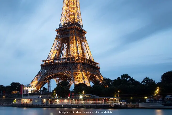 Paris by Night: Unveiling the City of Lights on Foot & Seine River