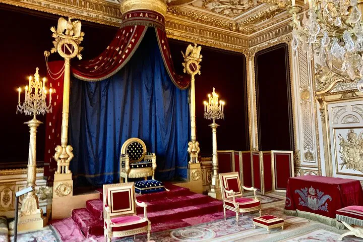 Fontainebleau Palace: Unveiling Centuries of French Royal History