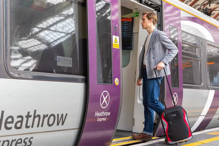 Heathrow Express: Fast Train to London Paddington