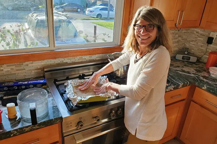 Long Beach Culinary Adventure: Farm-to-Table Cooking with a Local!