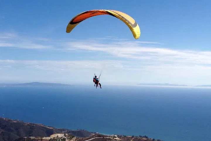 Malibu Tandem Paragliding: Soar Over California!