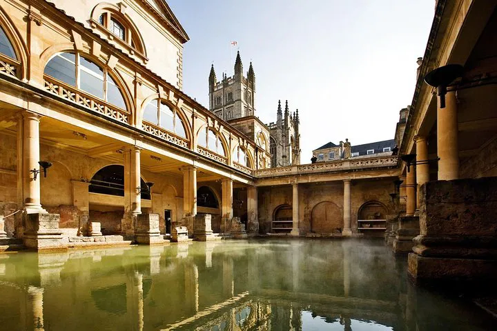 Luxury Minivan Tour: Discover Bath's History from London