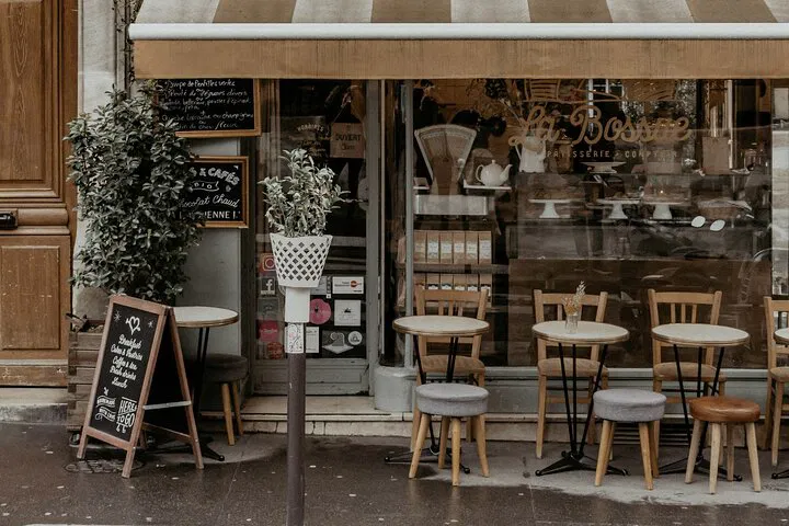 Unlock Paris: A Local's Tailored Full-Day Adventure