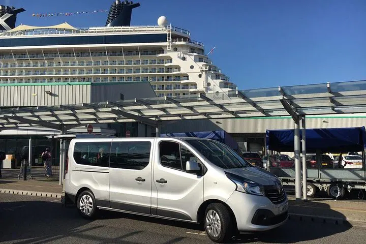 Stress-Free Southampton to London Transfer: Shared Shuttle Convenience