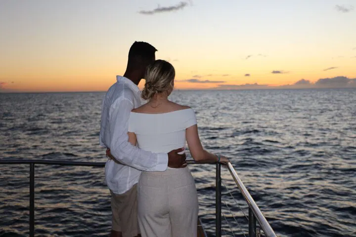 Oahu Sunset Spectacle: Private Snorkel & Dinner Cruise Adventure