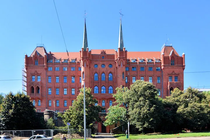 Unearth Szczecin's Secrets: Underground & Old Town Private Tour
