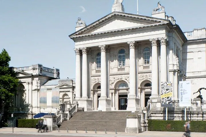 Tate Britain Tour: Expert-Led Art Discovery