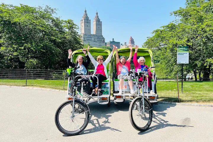 Discover Central Park's Secrets: An Unforgettable Pedicab Photo Tour